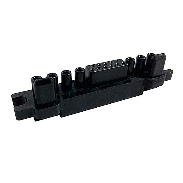18-core power connector
