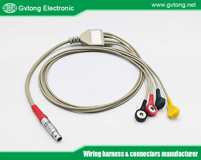 automotive signal terminals and connectors